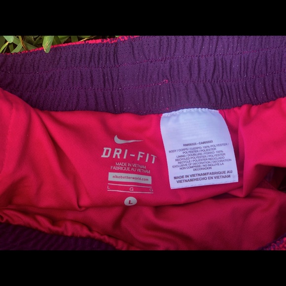 ✶ NIKE SHORTS ✶ - Picture 4 of 4